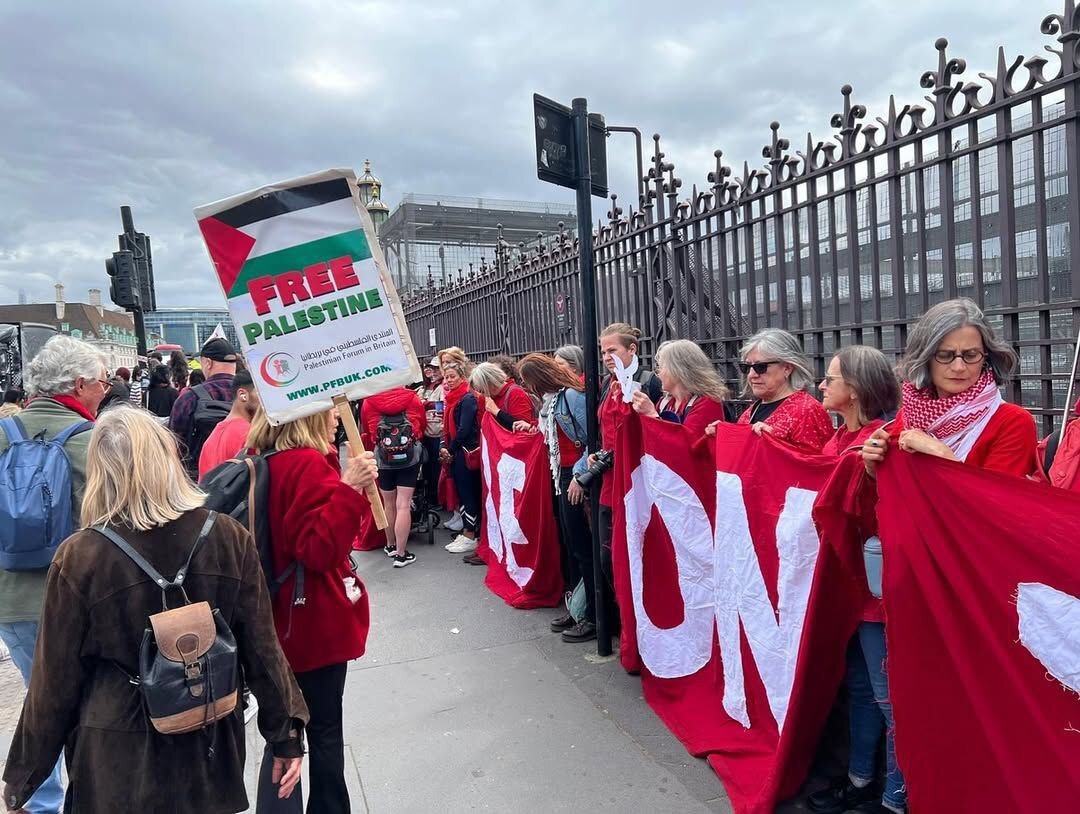 قُرُق پارلمان انگلیس توسط حامیان فلسطین قُرُق پارلمان انگلیس توسط حامیان فلسطین