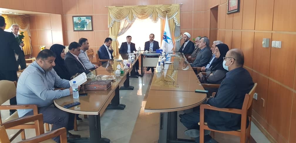 دانشگاهیان باید بر اساس گام دوم ملی دانشگاه حرکت کنند دانشگاهیان باید بر اساس گام دوم ملی دانشگاه حرکت کنند