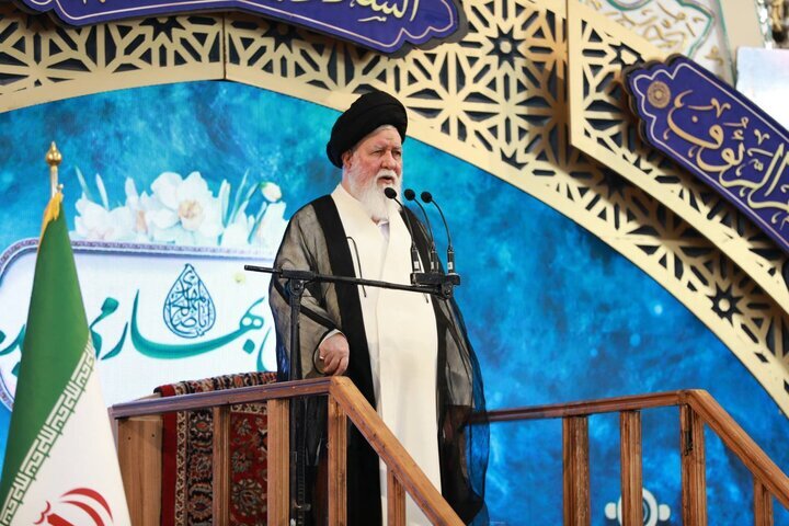 آغاز نماز جمعه در سراسر کشور