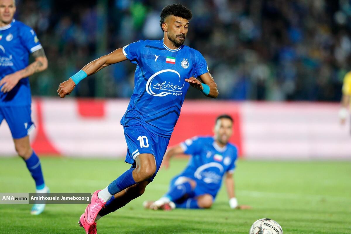جام حذفی| استقلال، نفت آبادان یک گام تا صعود به فینال  مچ اندازی جباری و کمالوند در آزادی