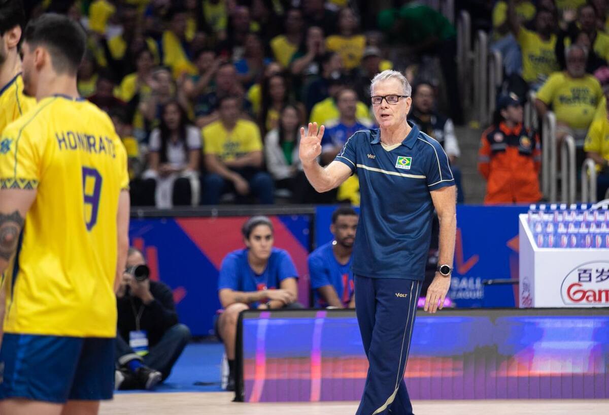 لیگ ملت های والیبال| رزنده: بازیکنان ایران در المپیک بعدی مدعی خواهند بود  ما مسیر طولانی در پیش داریم