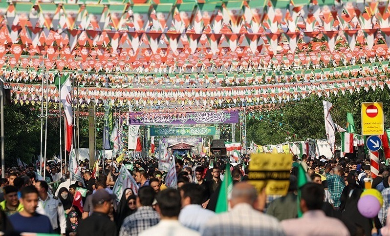 خلق حماسه در راهپیمایی غدیر/ نتانیاهو در پناهگاه، مردم ولایت‌مدار ایران در خیابان‌ها