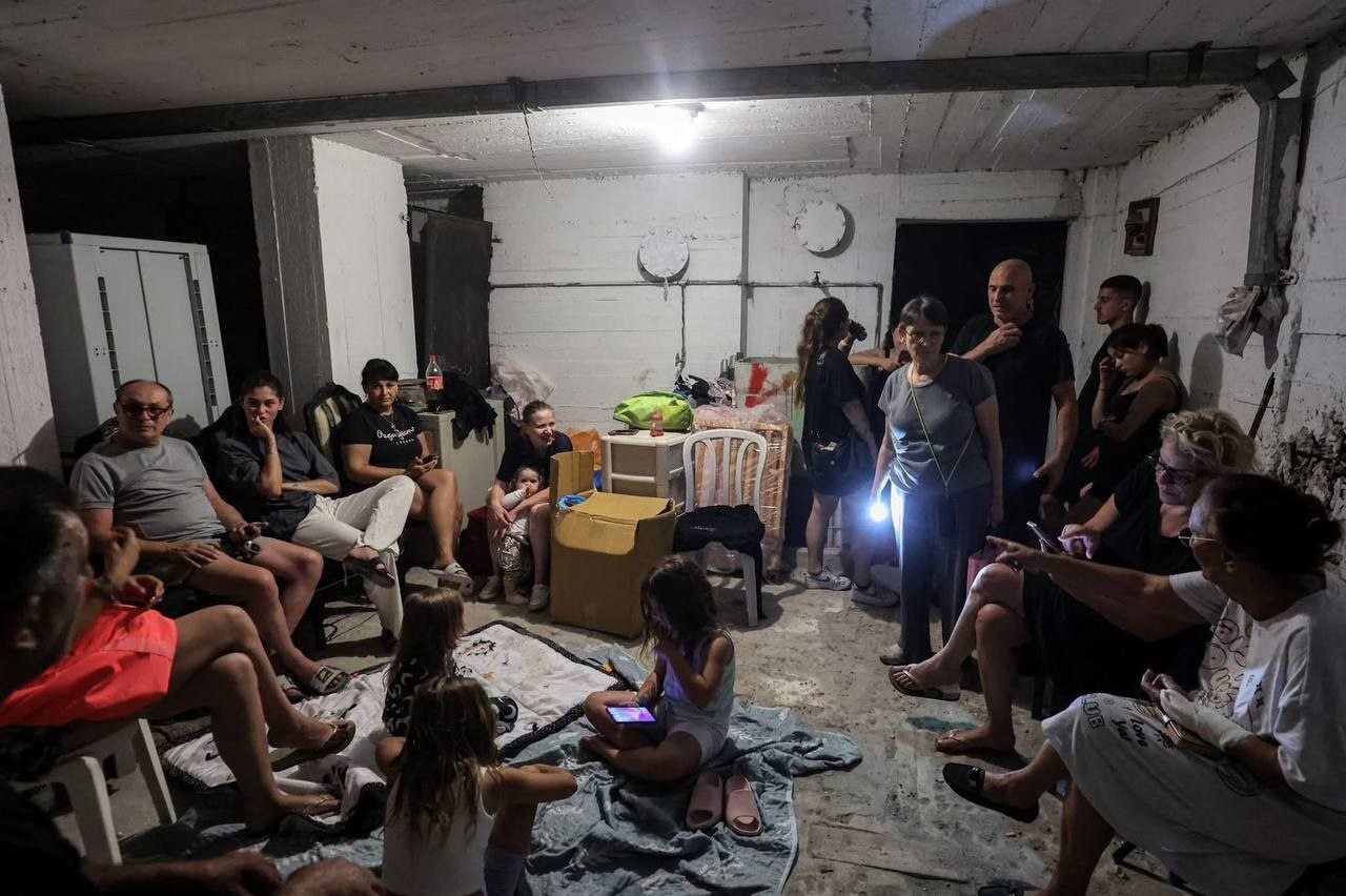 نفوذ پهپادهای ایرانی به عمق سرزمینهای اشغالی؛ موج دوم «وعده صادق ۳» زنگ خطر را در قلب اسرائیل به صدا درآورد نفوذ پهپادهای ایرانی به عمق سرزمینهای اشغالی؛ موج دوم «وعده صادق ۳» زنگ خطر را در قلب اسرائیل به صدا درآورد