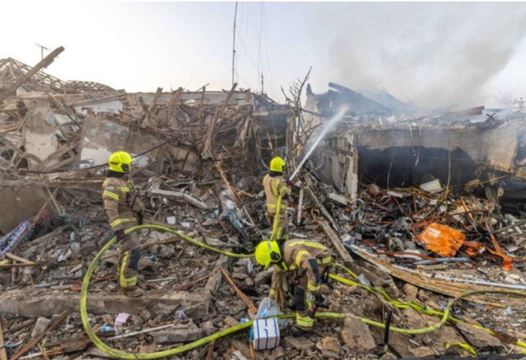 مشت محکم ایران بر دهان فرزند نامشروع منطقه؛ اسرائیل شب سختی را سپری کرد مشت محکم ایران بر دهان فرزند نامشروع منطقه؛ اسرائیل شب سختی را سپری کرد