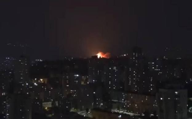 آغاز مرحله سوم عملیات «وعده صادق ۳»/ صدای غُرش موشک‌های بالستیک ایران در سرزمین‌های اشغالی/ فرار صهیونیست‌ها به پناهگاه‌ها