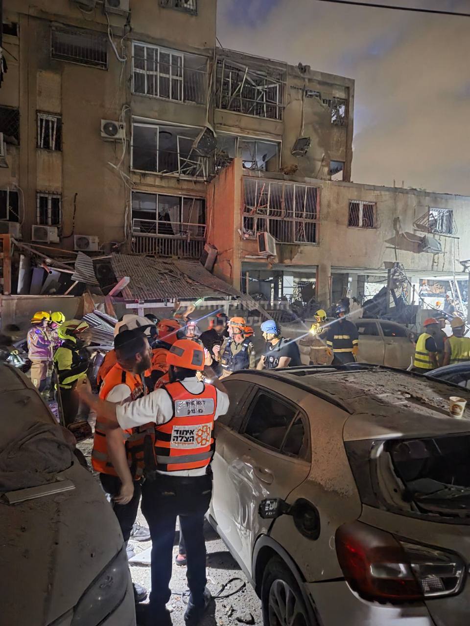 شب سوم انتقام؛ ایران زیرساختهای حیاتی رژیم صهیونیستی را در تلآویو، عسقلان و حیفا هدف قرار داد شب سوم انتقام؛ ایران زیرساختهای حیاتی رژیم صهیونیستی را در تلآویو، عسقلان و حیفا هدف قرار داد