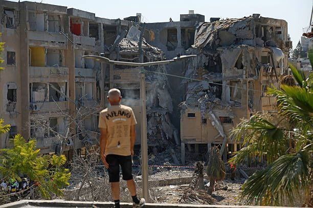 موج جدید حملات ترکیبی علیه اسرائیل| ضربه ۴۷۵ میلیارد دلاری موشکهای ایران به رژیم صهیونیستی موج جدید حملات ترکیبی علیه اسرائیل| ضربه ۴۷۵ میلیارد دلاری موشکهای ایران به رژیم صهیونیستی