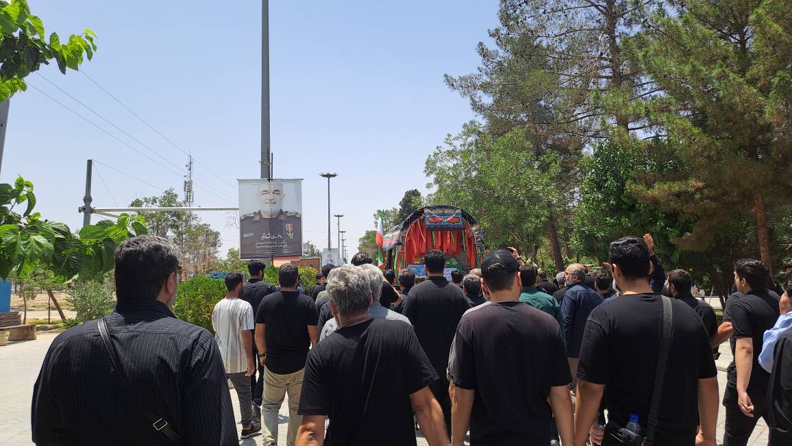 تشییع بیست تن از شهدای حمله اسراییل در بهشت زهرا