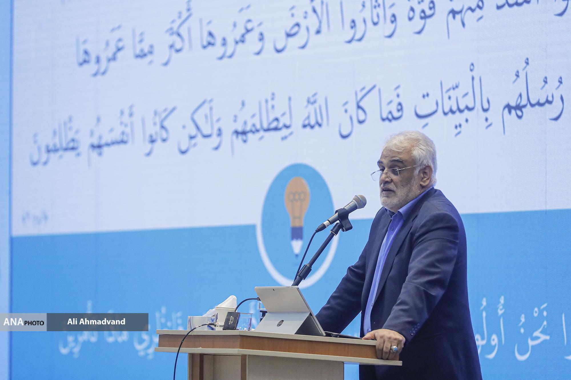 روایت لغو سفر شهید طهرانچی به کربلا و پخت نان در موکب اباعبدالله(ع) روایت لغو سفر شهید طهرانچی به کربلا و پخت نان در موکب اباعبدالله(ع)