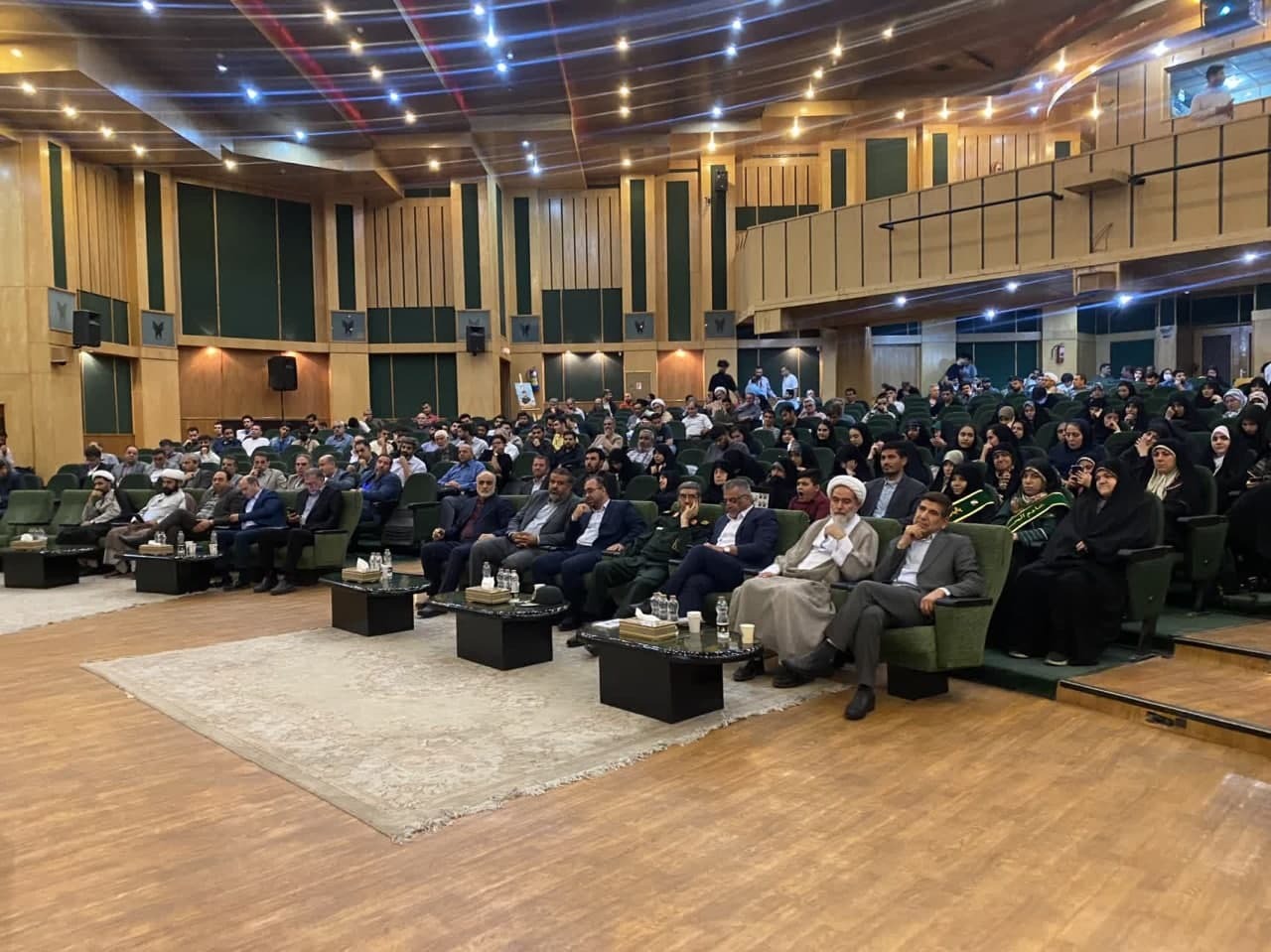 ۱۳ راهبرد کاربردی برای برگزاری عمیق‌تر کنگره شهدا؛ از هدایت پژوهش به سمت سیره عملی شهدا تا طراحی رویدادهای مسئله‌محور