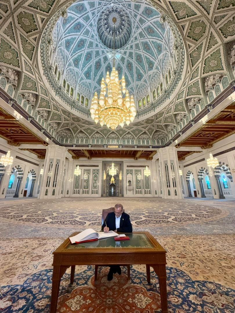 پزشکیان: توافقات صورت گرفته میان ایران و عمان ارزشمند است/ درخواست ایرانیان برای تعامل بیشتر دانشگاهها و شرکتهای دانشبنیان بین دو کشور پزشکیان: توافقات صورت گرفته میان ایران و عمان ارزشمند است/ درخواست ایرانیان برای تعامل بیشتر دانشگاهها و شرکتهای دانشبنیان بین دو کشور