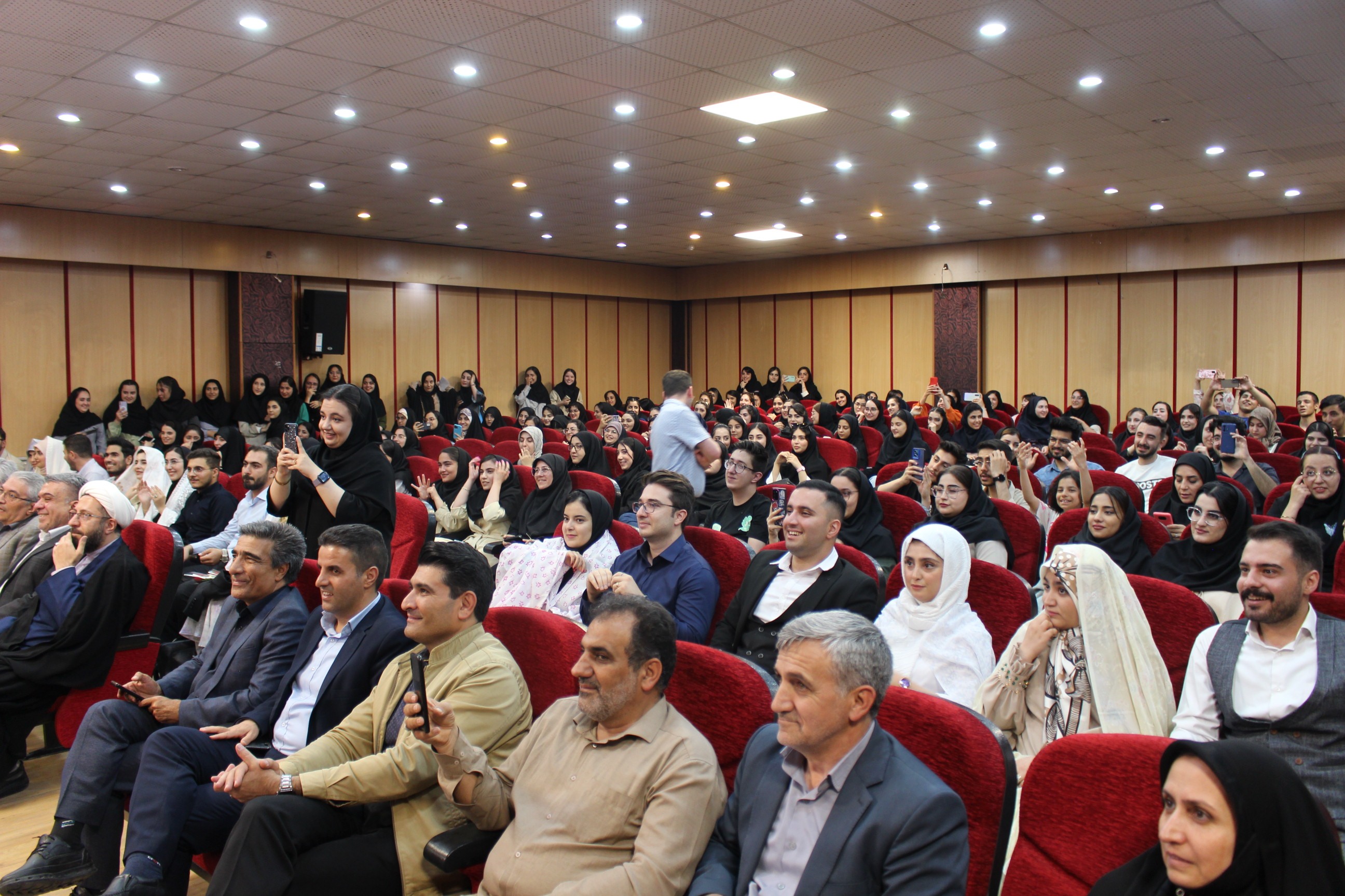 توصیههای کارشناس خانواده به زوجهای دانشجو؛ چگونه یک ازدواج موفق داشته باشیم؟ توصیههای کارشناس خانواده به زوجهای دانشجو؛ چگونه یک ازدواج موفق داشته باشیم؟