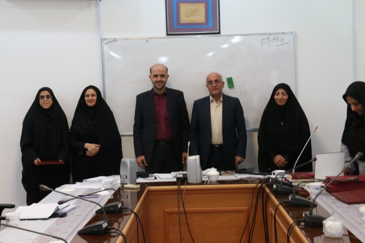 رویداد «دختران نقشآفرین» روحیه اعتماد به نفس دانشجویان را در مسیر خلّاقیت تقویت میکند رویداد «دختران نقشآفرین» روحیه اعتماد به نفس دانشجویان را در مسیر خلّاقیت تقویت میکند