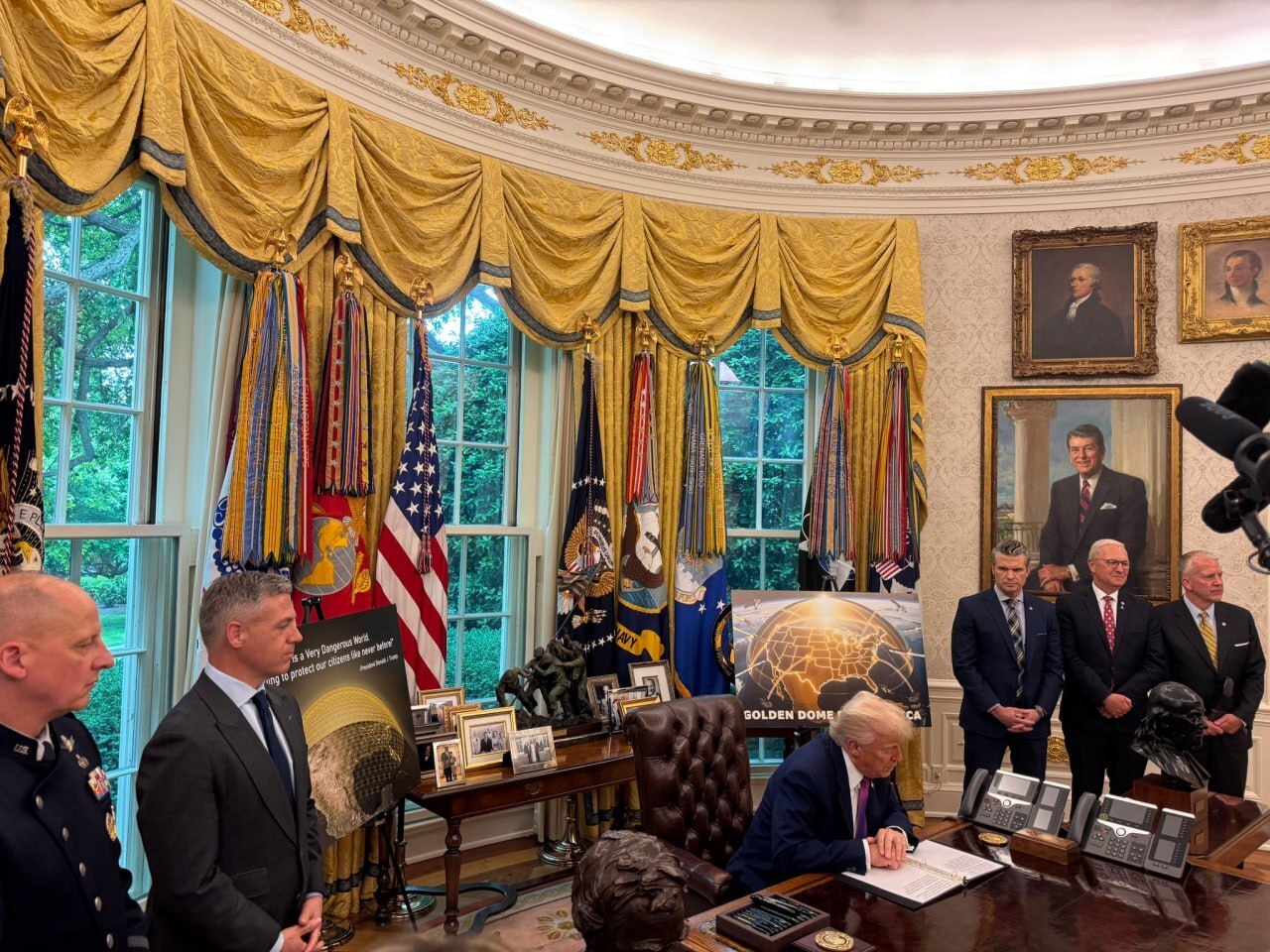 پروژه «گنبد طلایی» آمریکا و پیامدهای جهانی آن پروژه «گنبد طلایی» آمریکا و پیامدهای جهانی آن