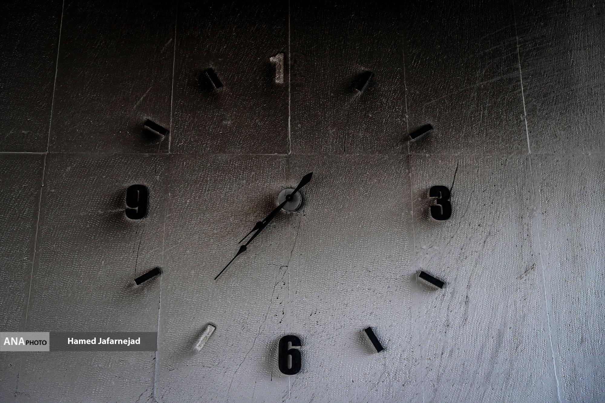 بازدید اهالی رسانه از ساختمان شیشه‌ای رسانه ملی+ عکس