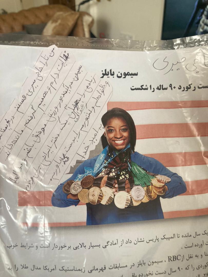 دخترم عکس دخترعموی شهیدش را بالا میبرد/ رژیم کودک کش صهیونسیتی را نابود میکنیم دخترم عکس دخترعموی شهیدش را بالا میبرد/ رژیم کودک کش صهیونسیتی را نابود میکنیم