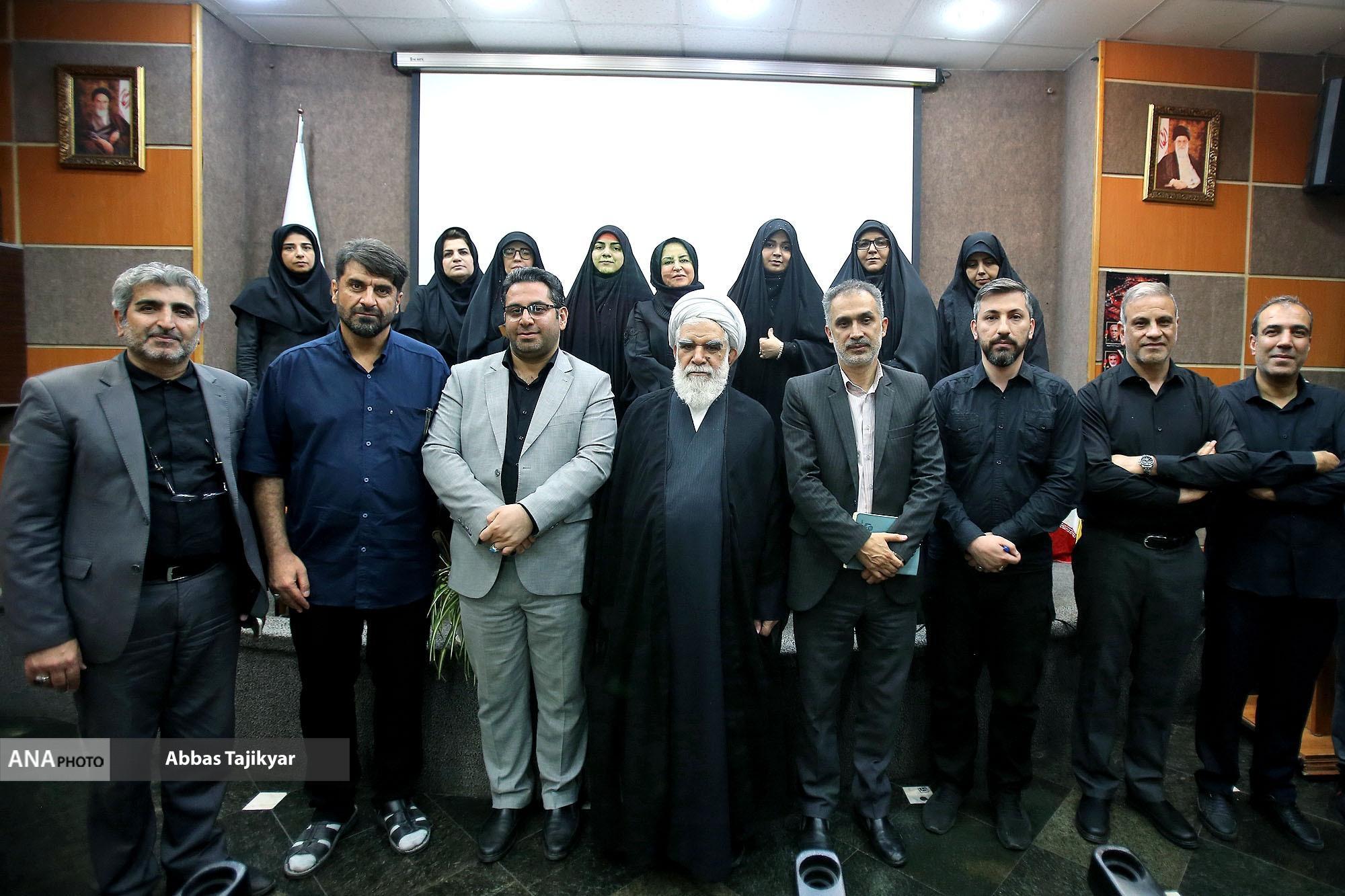 شاعران، حقیقت پیروزی ما و جنایات دشمن را در تاریخ ماندگار کنند شاعران، حقیقت پیروزی ما و جنایات دشمن را در تاریخ ماندگار کنند