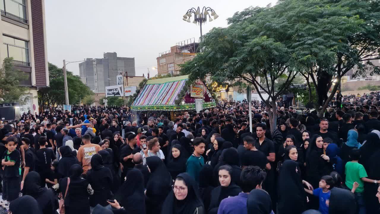 سفری به عمق تاریخ عاشورا و سنت‌های مذهبی ایران؛ نجوای عشق و ایمان در نخل‌گردانی ۲۰۰ ساله فدافن