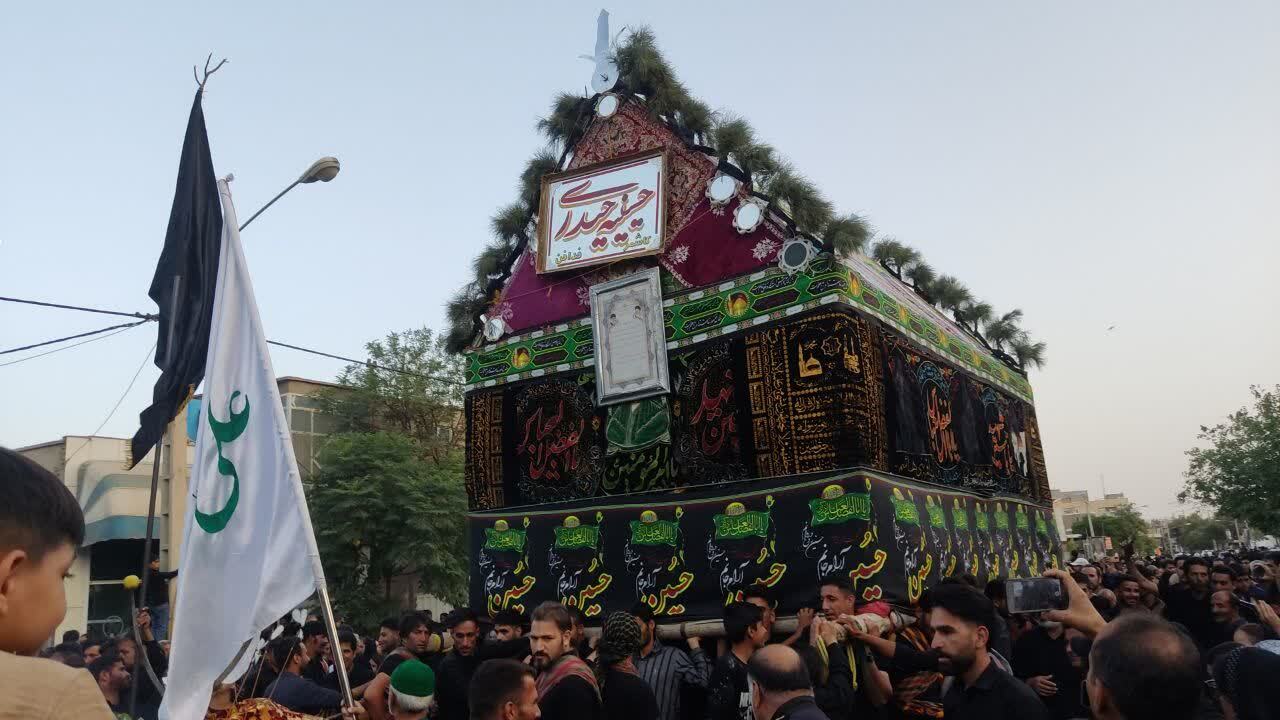 سفری به عمق تاریخ عاشورا و سنت‌های مذهبی ایران؛ نجوای عشق و ایمان در نخل‌گردانی ۲۰۰ ساله فدافن