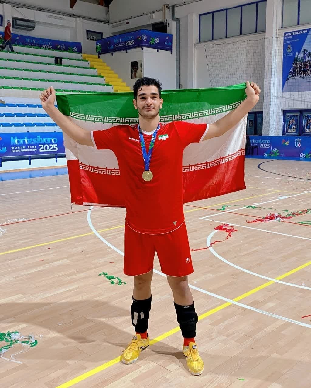 از ناشنوایی تا بهترین دروازهبان جهان؛ فتح قلههای جهان از زمین چمن رشت از ناشنوایی تا بهترین دروازهبان جهان؛ فتح قلههای جهان از زمین چمن رشت