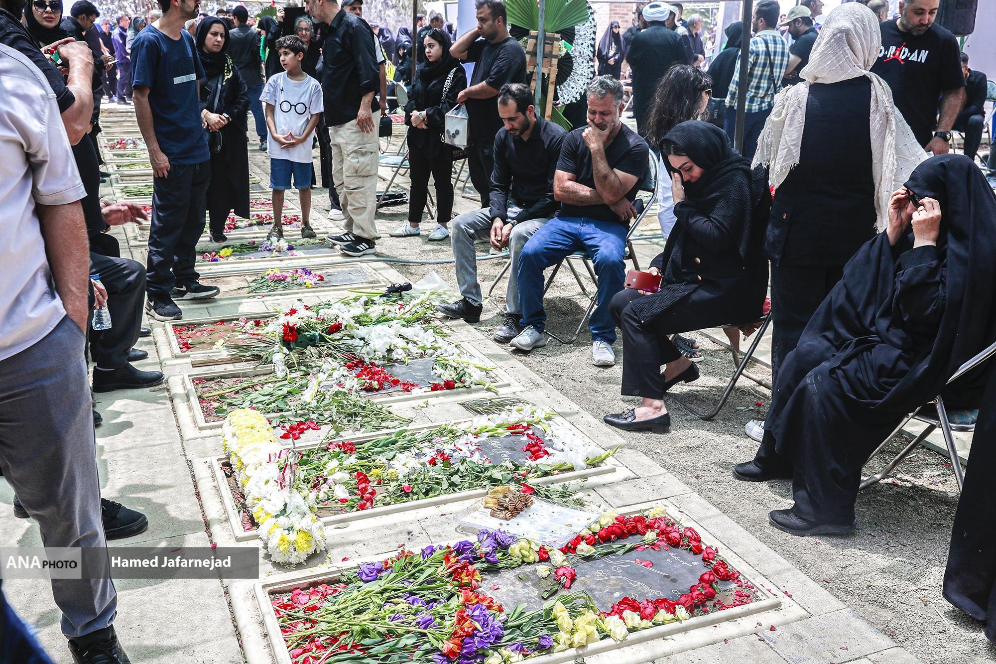 قطعه ۴۲ فقط زمین نیست؛ بایگانی حس‌هایی‌ست که هیچ‌گاه فراموش نمی‌شوند
