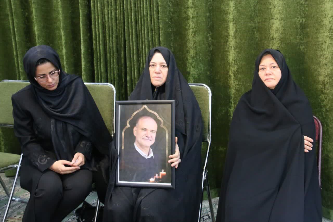 باید با علم و دانش با دشمنان اسلام پیکار کرد/ صلح تحمیلی از نظر اسلام پذیرفته نیست باید با علم و دانش با دشمنان اسلام پیکار کرد/ صلح تحمیلی از نظر اسلام پذیرفته نیست