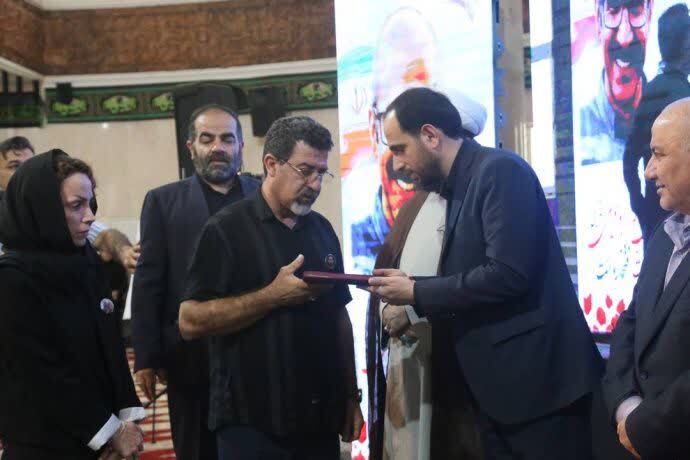 شهید دکتر طهرانچی یک الگوی بیبدیل برای جوانان و مدیران دانشگاهی است شهید دکتر طهرانچی یک الگوی بیبدیل برای جوانان و مدیران دانشگاهی است