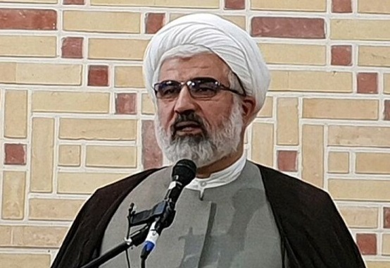 هشدار ائمه جمعه به مسئولان؛ راهبرد «ایران قوی» در دوری از آمریکاست