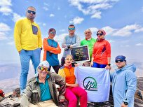 صعود کوهنوردان دانشگاه آزاد بندرعباس به قله هزار