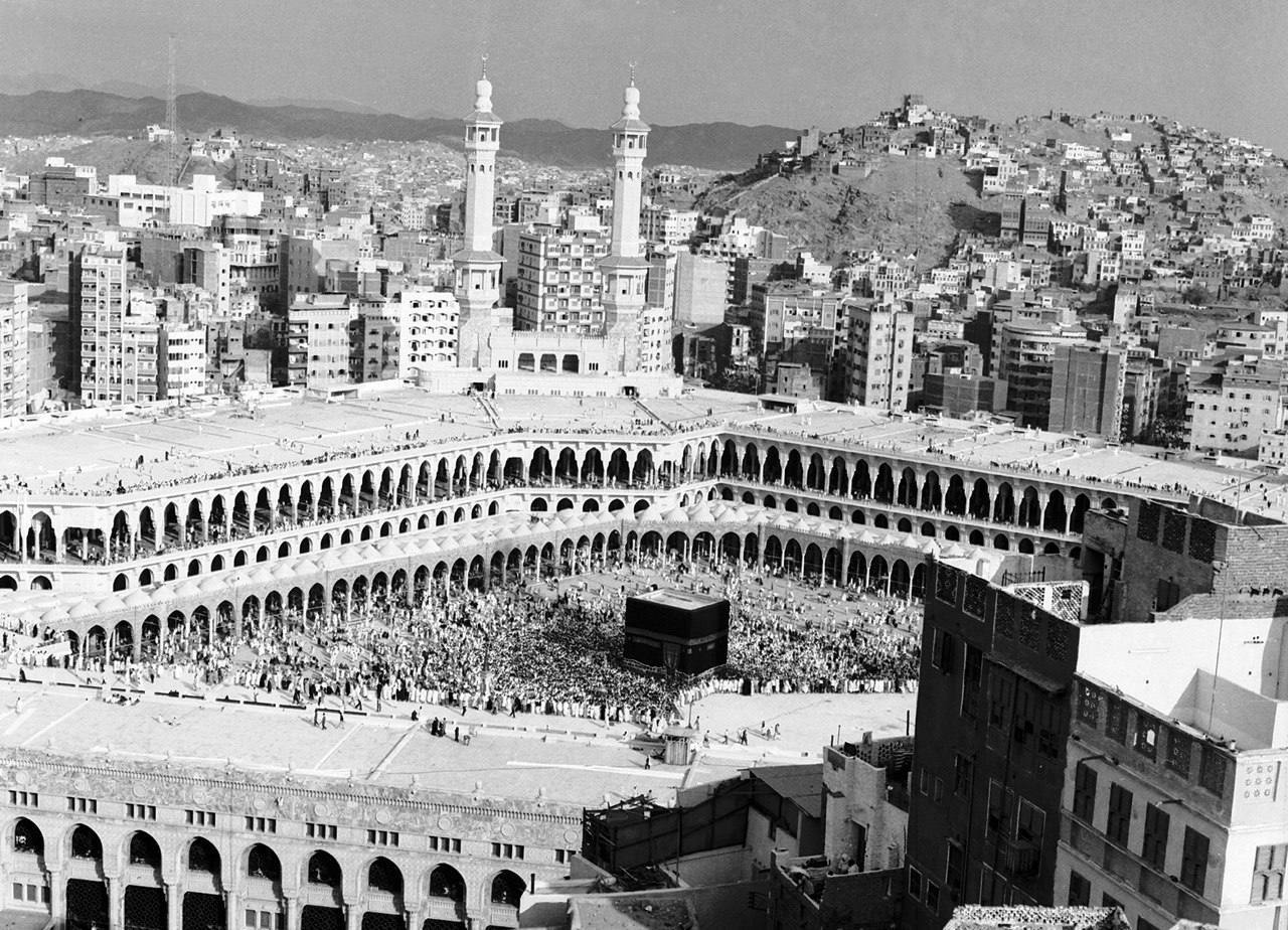 برج آزادی میزبان گنجینهای از تاریخ در قاب سوگ برج آزادی میزبان گنجینهای از تاریخ در قاب سوگ