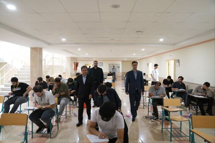 رقابت علمی متقاضیان مراکز آموزش عالی برای تصاحب صندلی دانشگاه‌ها