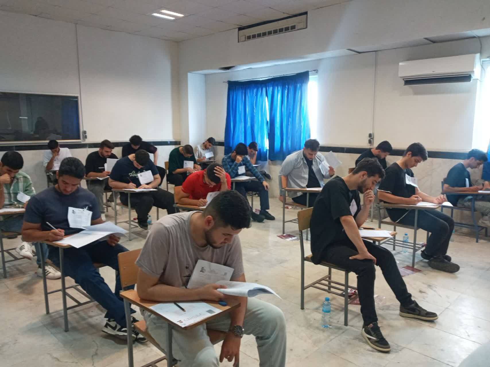 رقابت علمی متقاضیان مراکز آموزش عالی برای تصاحب صندلی دانشگاه‌ها