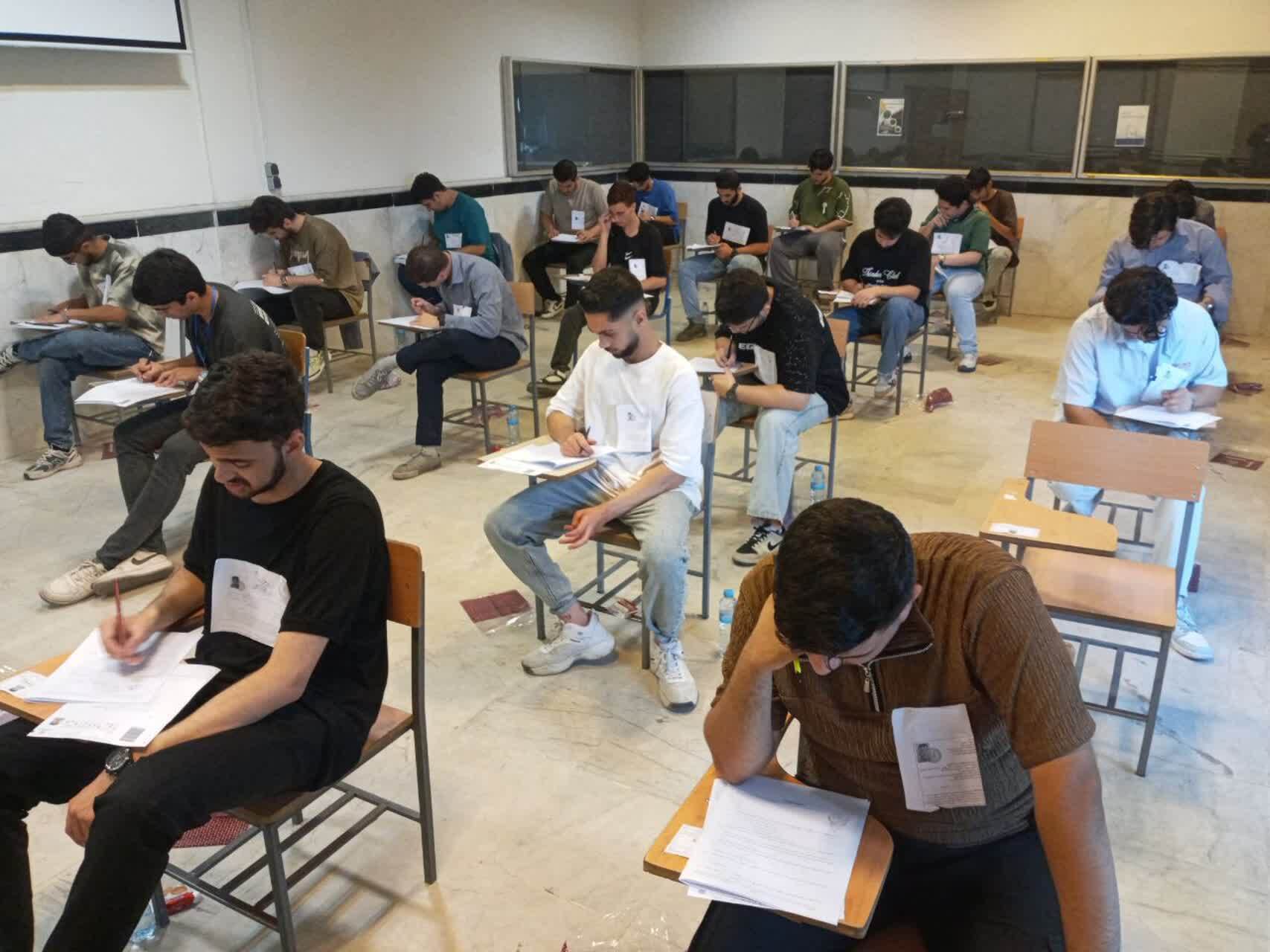 رقابت علمی متقاضیان مراکز آموزش عالی برای تصاحب صندلی دانشگاه‌ها