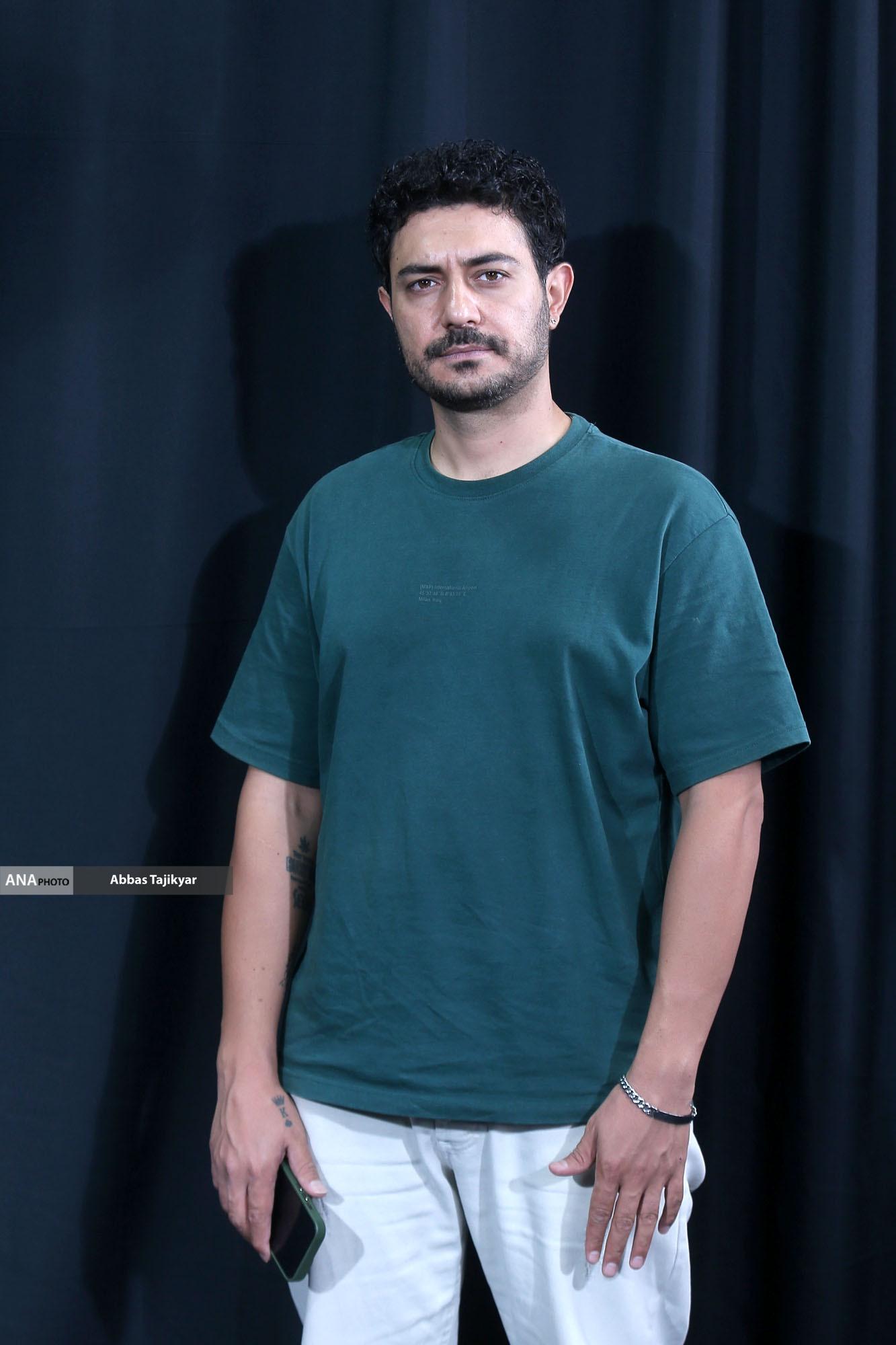 صدایم را زیر آوار موشک برای ایران ضبط کردم/وقتی موسیقی هم پدافند میشود+فیلم صدایم را زیر آوار موشک برای ایران ضبط کردم/وقتی موسیقی هم پدافند میشود+فیلم