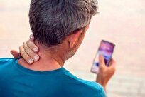 پیشگیری از بیماری سندروم گردن پیامکی با اصلاح سبک زندگی