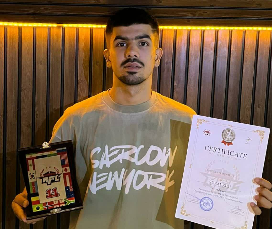 مقام دوم دانشجوی دانشگاه آزاد در تورنمنت حرفه‌ای کیک‌بوکسینگ