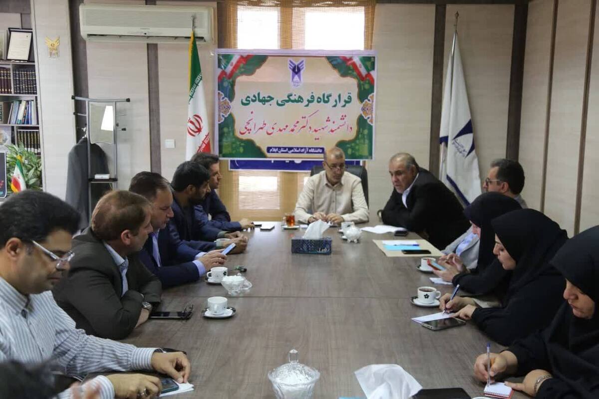 مدیریت تحولی شهید طهرانچی در تاریخ دانشگاه آزاد بی‌نظیر بود