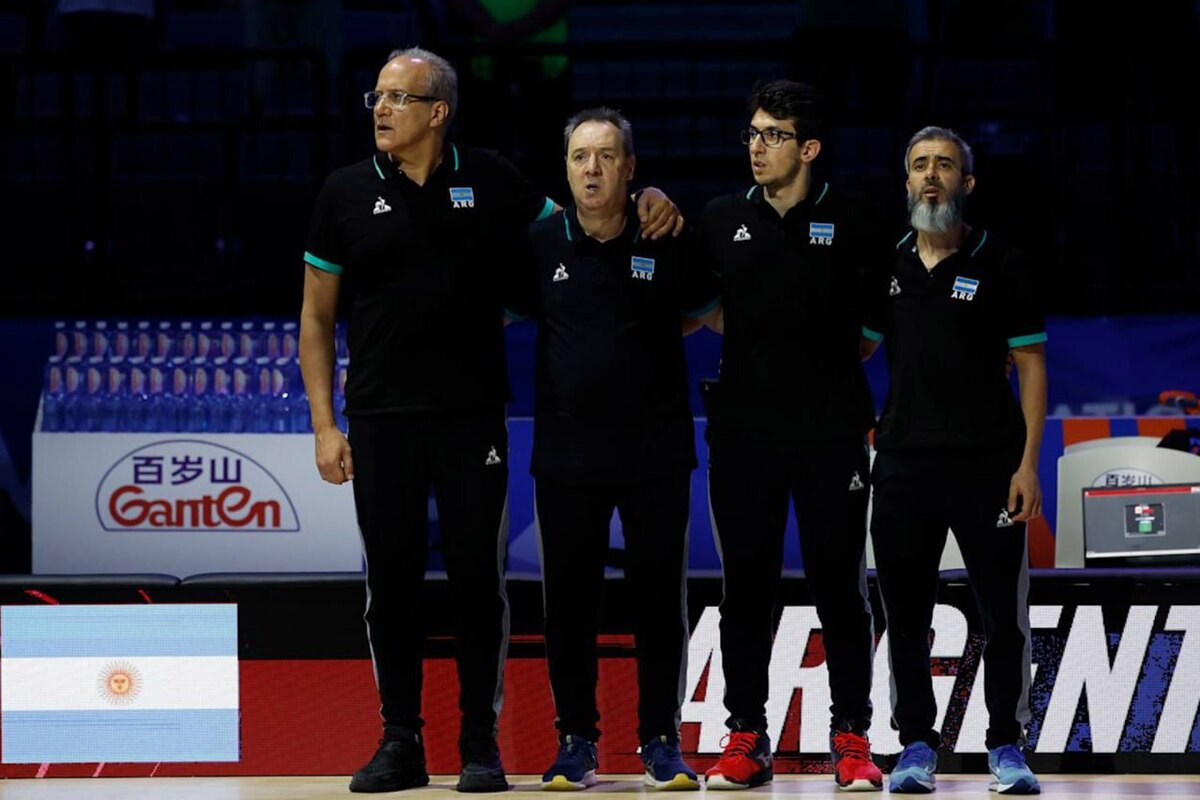 لیگ ملت‌های والیبال| مندز: اشتباهات زیادی در سرویس و حمله داشتیم