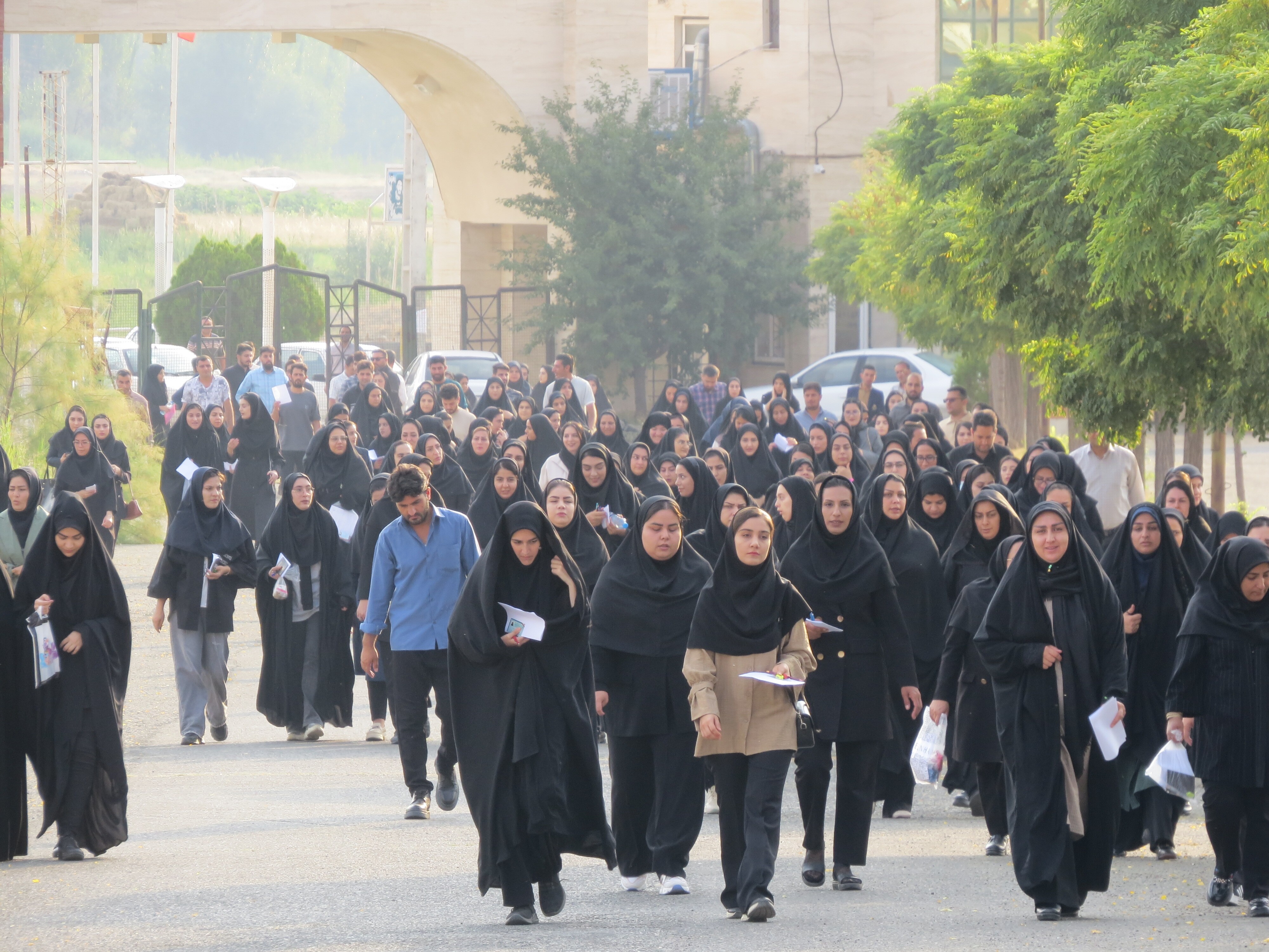 دانشگاه آزاد میزبان آزمون استخدامی آموزش و پرورش؛ رقابت ۳۰۰ هزار نفر برای ۳۰ هزار صندلی