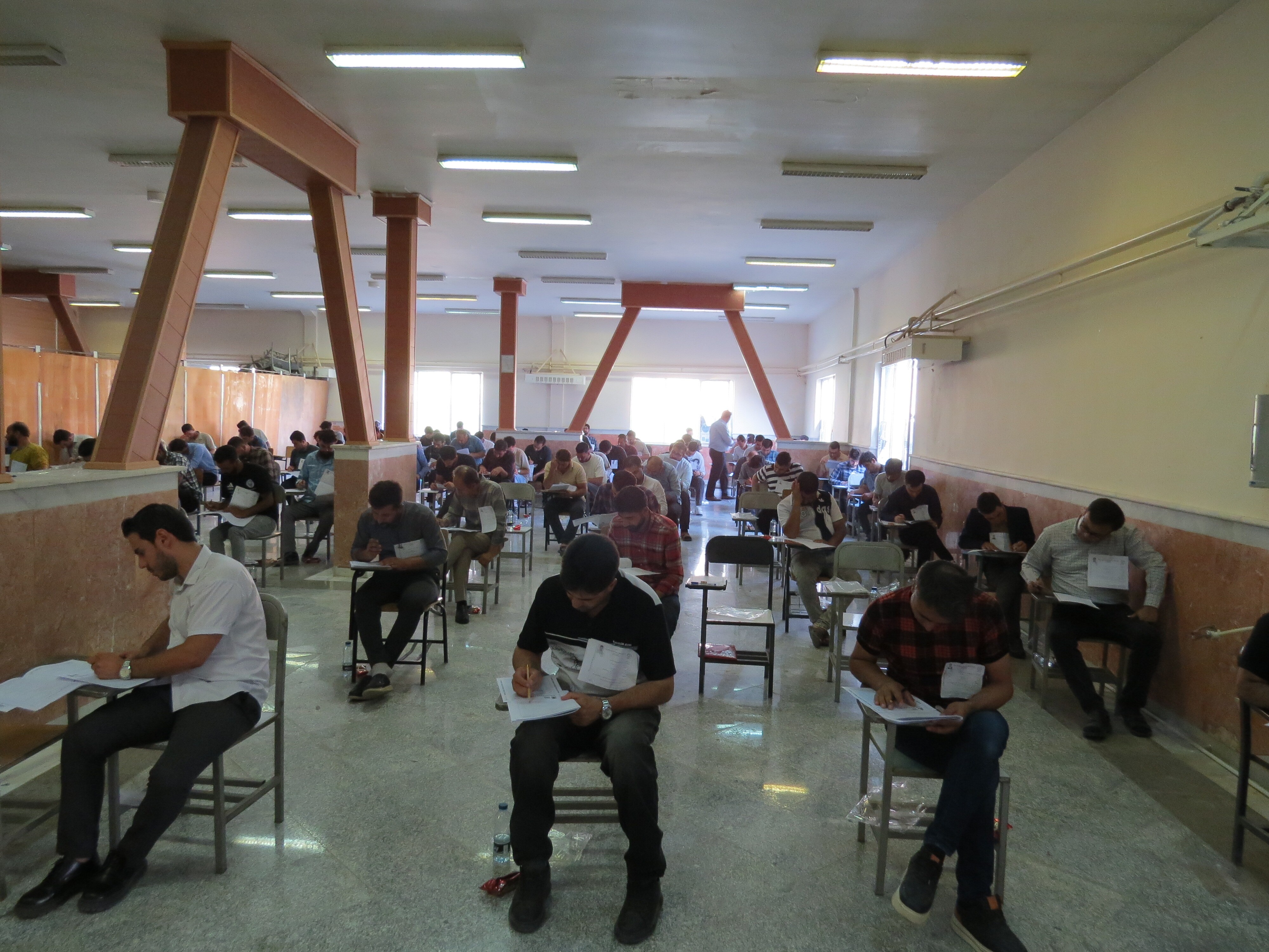 دانشگاه آزاد میزبان آزمون استخدامی آموزش و پرورش؛ رقابت ۳۰۰ هزار نفر برای ۳۰ هزار صندلی