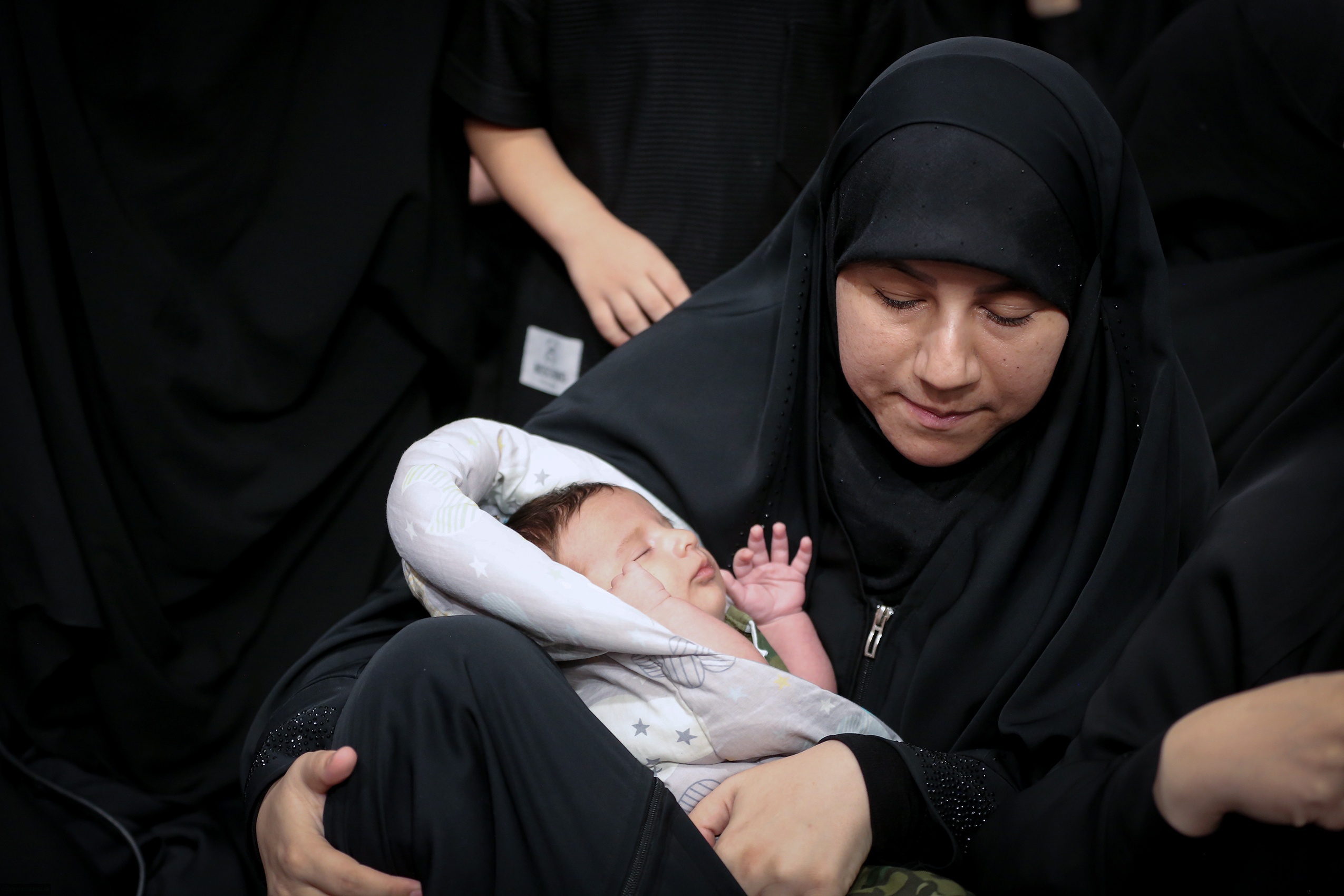 سیاوشانی در کشتی نجات