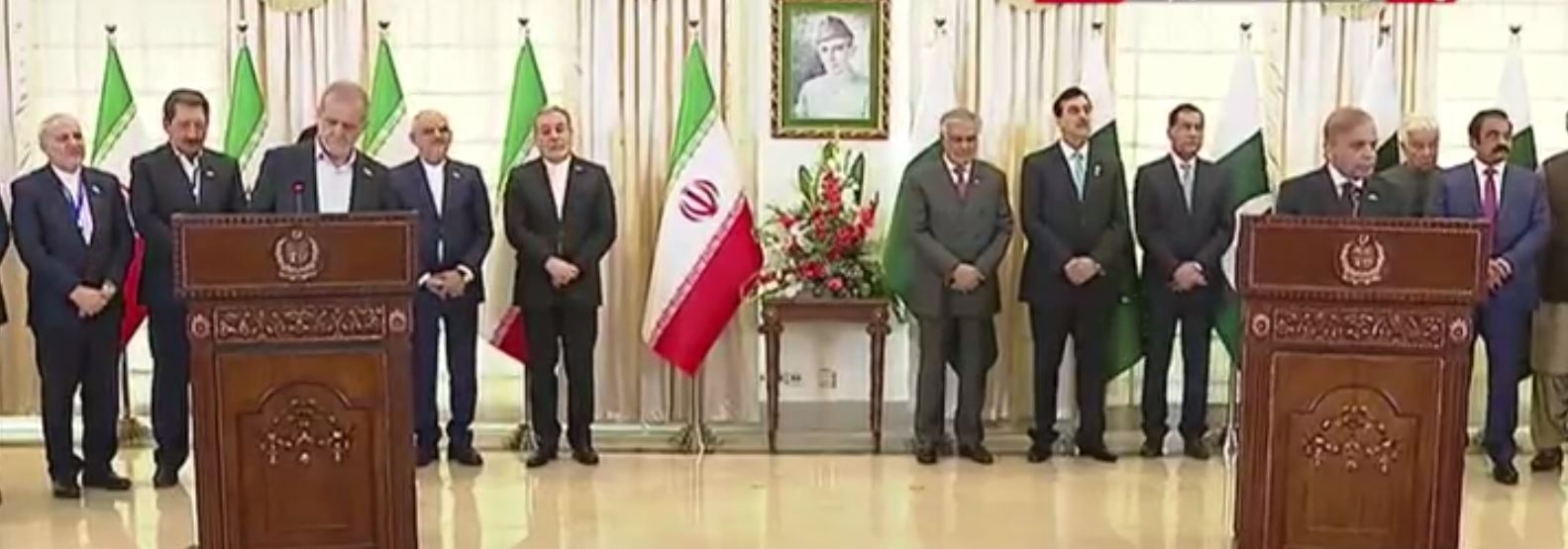 شهباز شریف: همیشه در کنار ایران هستیم/ پزشکیان: همجواری و دوستی ایران و پاکستان ریشه در اعماق تاریخ دارد شهباز شریف: همیشه در کنار ایران هستیم/ پزشکیان: همجواری و دوستی ایران و پاکستان ریشه در اعماق تاریخ دارد