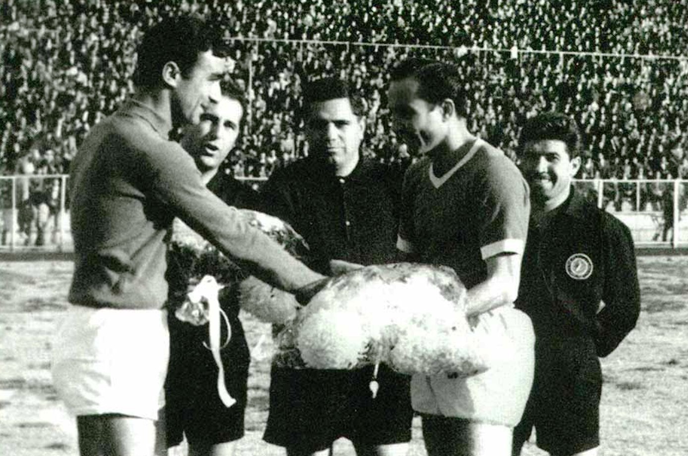 کاپیتان سابق استقلال در آستانه ۱۰۰ سالگی درگذشت/ وداع با آخرین بازمانده نسل دوچرخه سواران کاپیتان سابق استقلال در آستانه ۱۰۰ سالگی درگذشت/ وداع با آخرین بازمانده نسل دوچرخه سواران