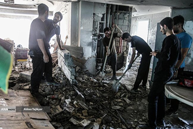 مجتمع سرو و سروقامتانی که آسمانی شدند/ حضور جهادی‌های دانشجو در خانه استاد جهادی +فیلم