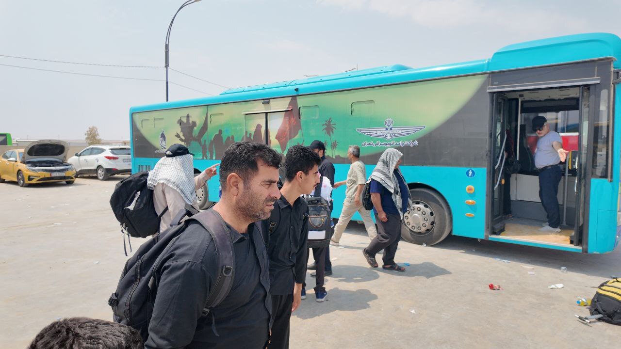 آغاز خدمات‌رسانی ناوگان اتوبوسرانی تهران در مسیر مرز مهران - کوت برای زائران اربعین