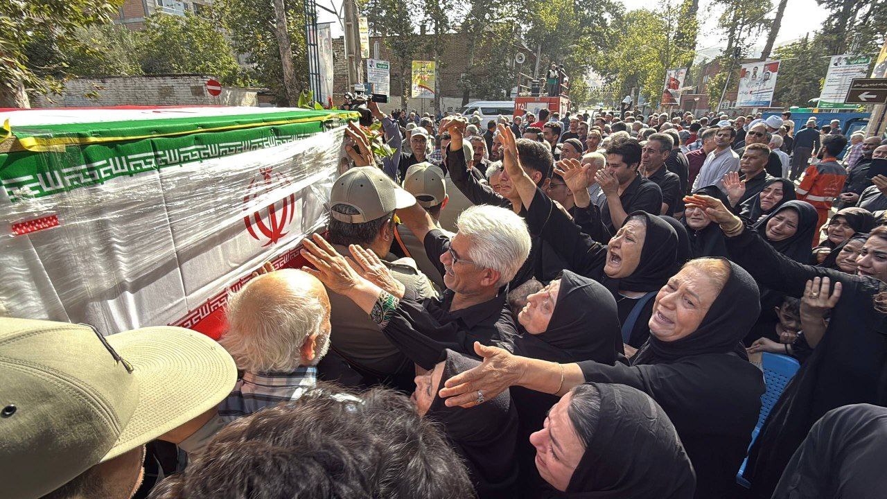 آغاز مراسم تشییع پیکر محیطبان شهید محمود شهمرادی در کلوکند آغاز مراسم تشییع پیکر محیطبان شهید محمود شهمرادی در کلوکند