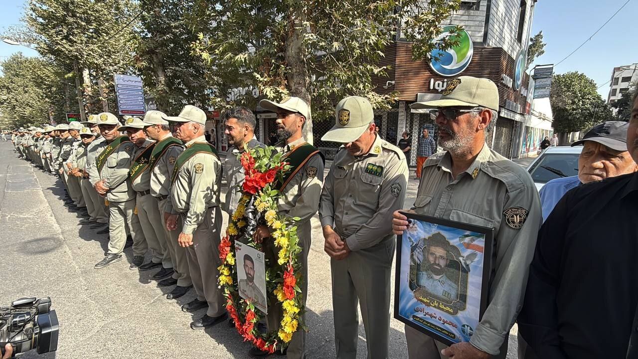 آغاز مراسم تشییع پیکر محیطبان شهید محمود شهمرادی در کلوکند آغاز مراسم تشییع پیکر محیطبان شهید محمود شهمرادی در کلوکند