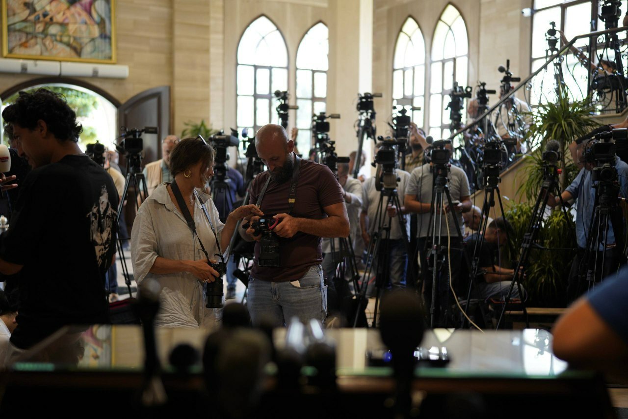 لاریجانی: ما طرحی برای لبنان نیاورده‌ایم/ جای دوست و دشمن را عوض نکنید