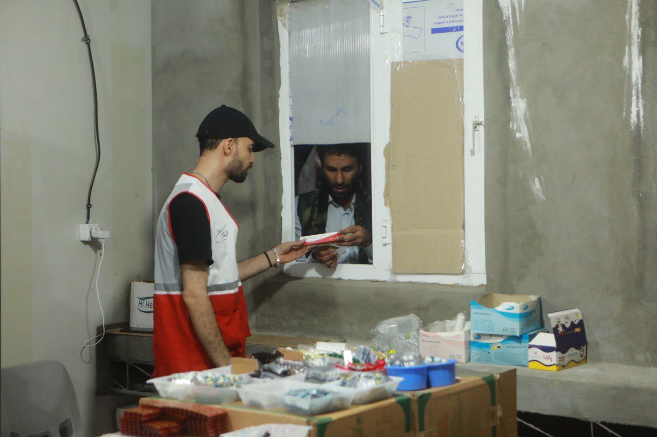 خدمات گسترده و مستمر هلال احمر در ایام اربعین؛ از مراقبت پزشکی تا امداد و نجات زائران