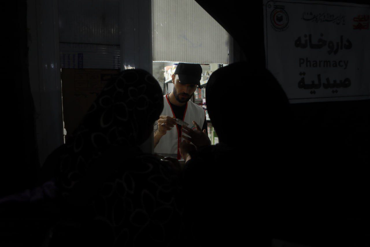 خدمات گسترده و مستمر هلال احمر در ایام اربعین؛ از مراقبت پزشکی تا امداد و نجات زائران